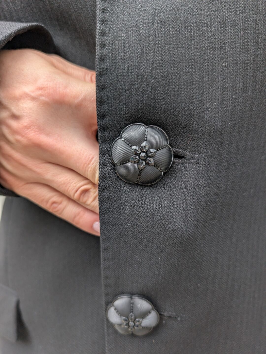 Jewellery button detail